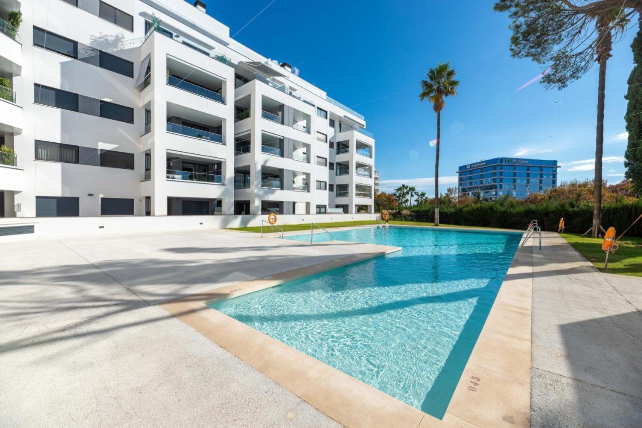 Vacation I Via Celere, Huge Terrace, Brand New Complex, Close To The Beach, Center Appartement Marbellac